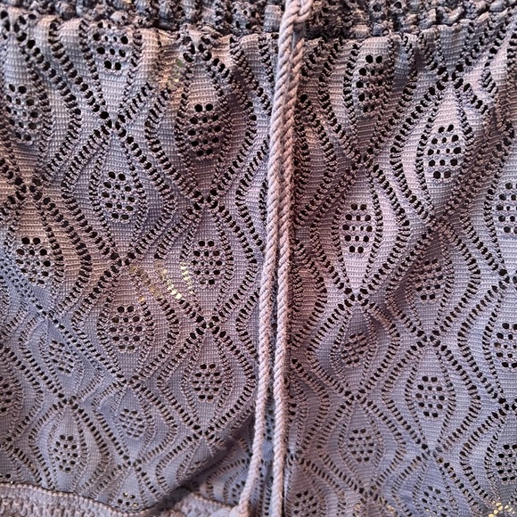 Venus Swimwear Navy Lace Cover-up Shorts, size large, EUC, summer, swimsuit - Picture 3 of 7